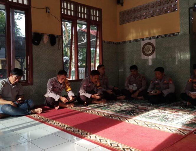 
					Polsek Talang Ubi Gelar Binrohtal Rutin, Perkuat Iman dan Taqwa Personel