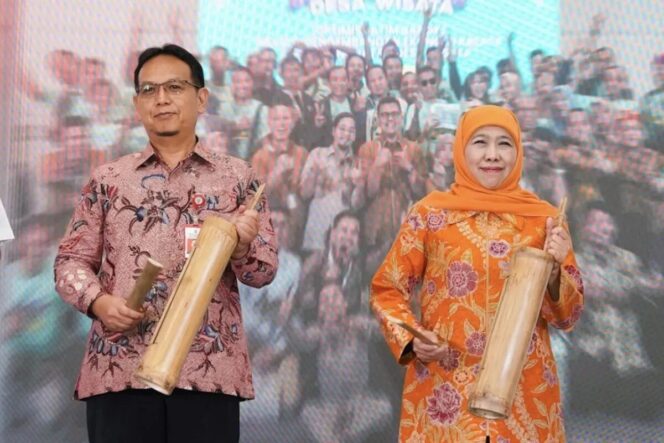 
					<em>Kepala Dinas PMD Jatim, Budi Sarwoto, dalam acara kick-off Program dan Pelatihan Mitra Klinik BUMDesa Jatim di Surabaya, Kamis (13/3/2025).</em>