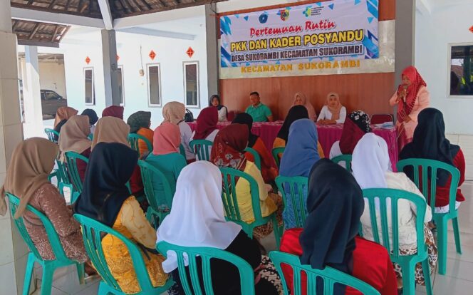 
					<em>Berkebaya di Hari Kartini, PKK Sukorambi Semangat Layani!</em>