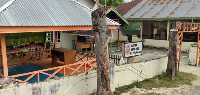 
					<em>Kantor Desa Buhu, Kecamatan Talaga Jaya, Kabupaten Gorontalo, tempat dugaan penganiayaan terjadi.</em>