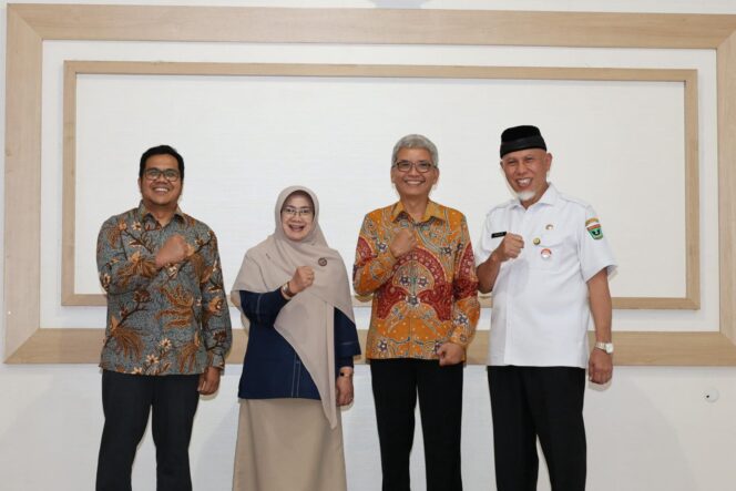 
					Sawit Sumbar Mendunia: Diplomasi Kuatkan Ekonomi Daerah