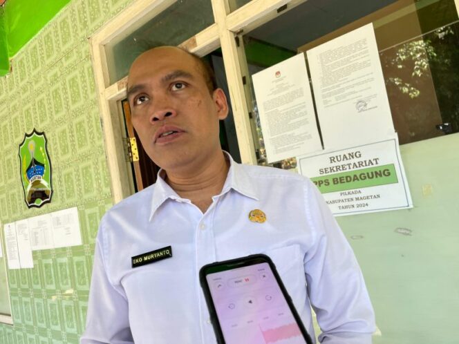 
					<em>Kepala Dinas PMD Magetan, Eko Muryanto, memberikan keterangan terkait pengadaan motor dinas baru untuk kepala desa di Kabupaten Magetan.</em>