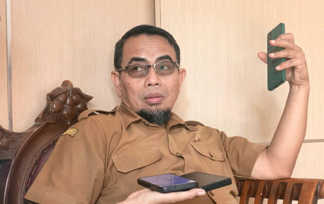 
					<em>Kepala Bidang Pemberdayaan Masyarakat Desa (PMD) pada Dinas Sosial, Pemberdayaan Perempuan dan Perlindungan Anak (P3A), dan PMD Kabupaten Tuban, Suhut S.Sos</em>
