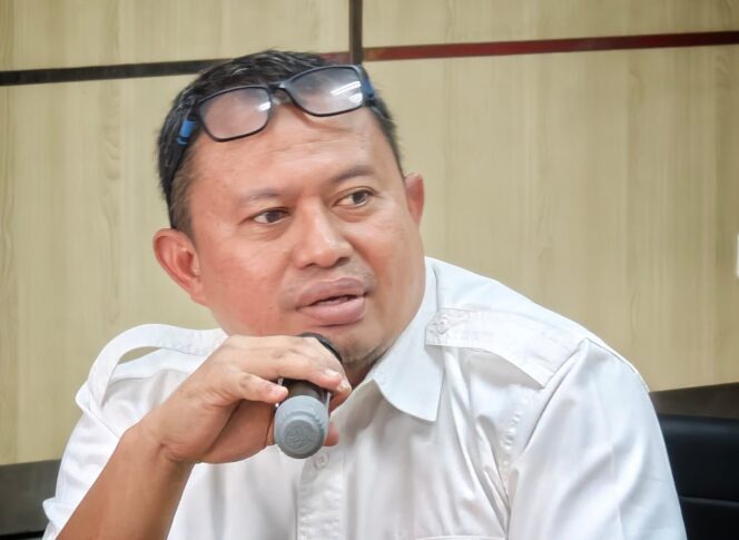 
					Kepala Biro Administrasi Pimpinan (Kabiro Adpim) Sekretariat Daerah Provinsi Sumatera Barat (Setdaprov Sumbar), Mursalim