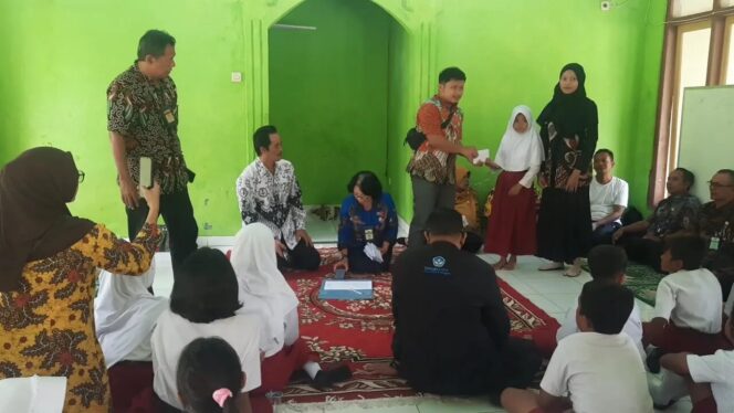 
					Keajaiban BUMDes Blora: Santunan Yatim Piatu Ratusan Juta Rupiah!