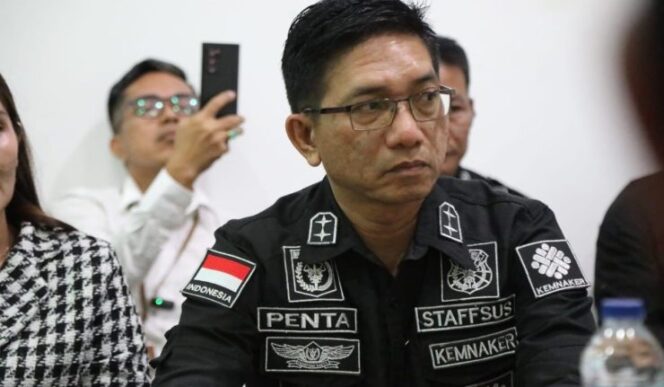 
					Dari Jalanan ke Jenewa: Helm, Algoritma, dan Keadilan yang Diperjuangkan