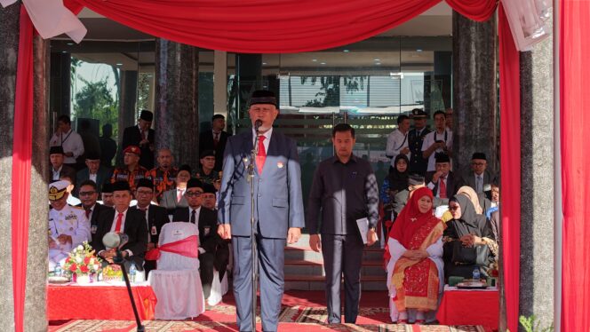 
					Pancasila: Panduan Interaksi di Dunia Nyata dan Digital