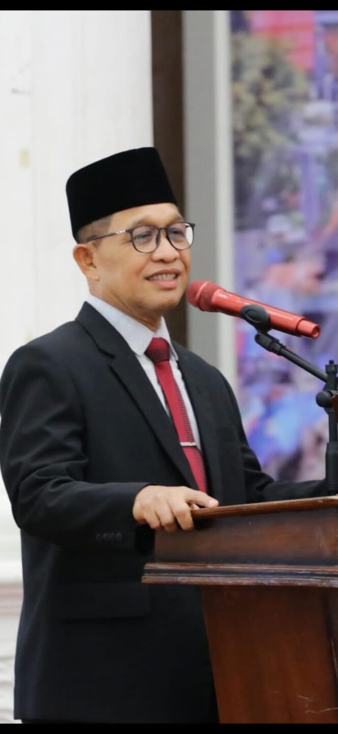 
					Kepala Biro Kesejahteraan Rakyat (Kesra) Sekretariat Daerah Provinsi (Setdaprov) Sumatera Barat, Al Amin