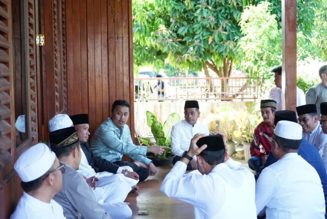 
					Wagub Sumbar Dekat dengan Rakyat di Idul Adha Sungai Nyalo