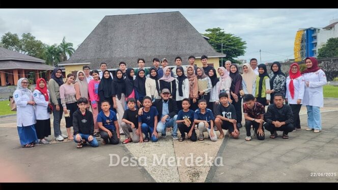 
					Raih Percaya Diri, Asah Suara Memukau: Kelas Public Speaking IKM Ternate Siapkan Remaja Minang Jadi Bintang!