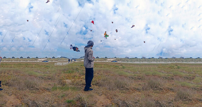 
					Majalengka Mendunia! Agus Endang Sutrisno Tampil di Fano Word Kite Festival 2025