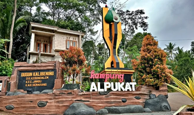 
					Kampung Alpukat Kalibening: Sentra Bibit Unggul Nasional