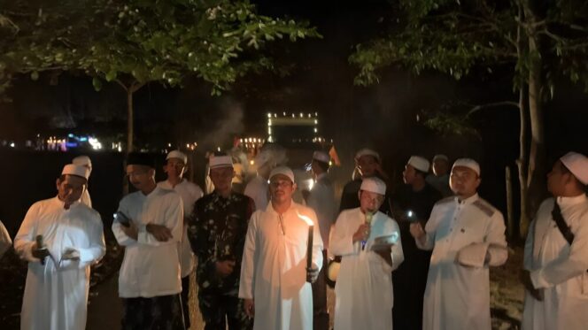 
					Pawai Obor 1 Muharram: Mekarpura Banjir Peserta dan Kreativitas!