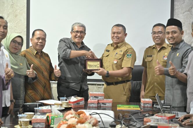 
					Pengelolaan Media Pemprov Sumbar Jadi Acuan DPRD Tanah Datar