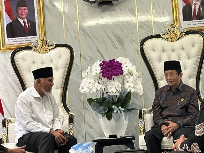 
					Sumbar Optimalkan Wakaf & Layanan Haji: Gubernur Bertemu Menag