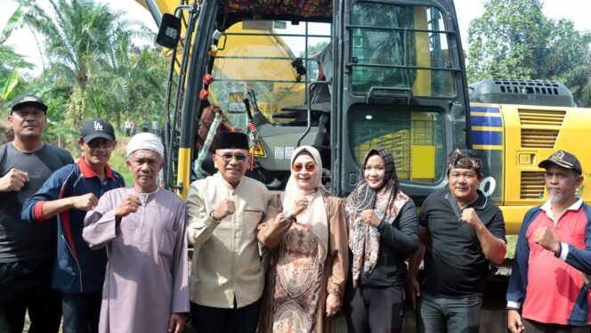 
					Gotong Royong 3 Nagori: Simalungun Bangun TPU Muslim Swadaya!