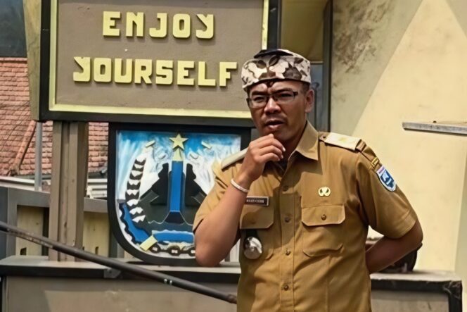 
					Kepala Desa Ngadisari, Kecamatan Sukapura, Kabupaten Probolinggo, Jawa Timur, Sunaryono