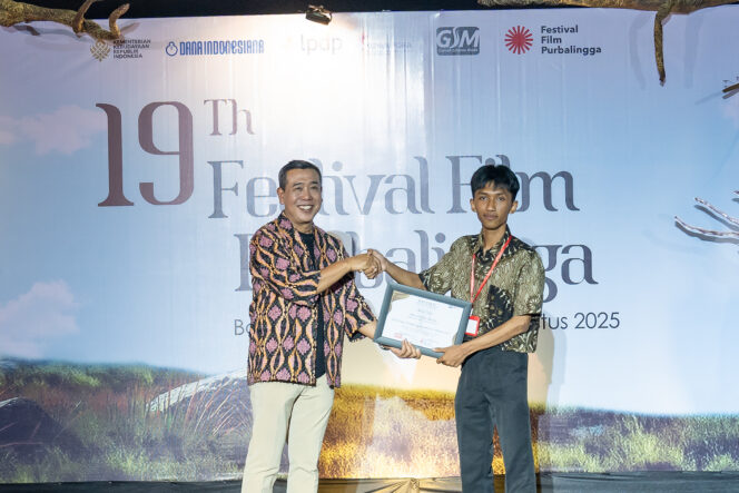 
					Film ‘Tembelek’ Raih Juara FFP ke-19, Gaet Sutradara Muda