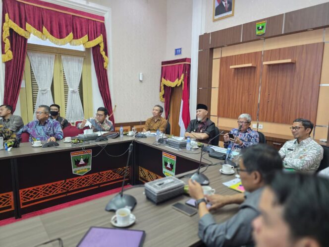 
					Sumatera Barat Menuju Provinsi Hijau dengan Panas Bumi