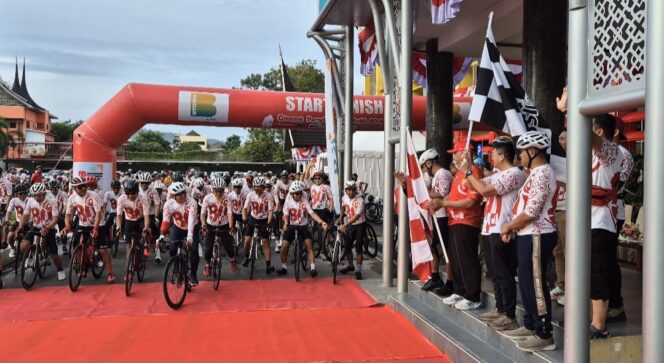 
					Gowes Parade Merah Putih: Mengayuh Kebersamaan, Rayakan Kemerdekaan