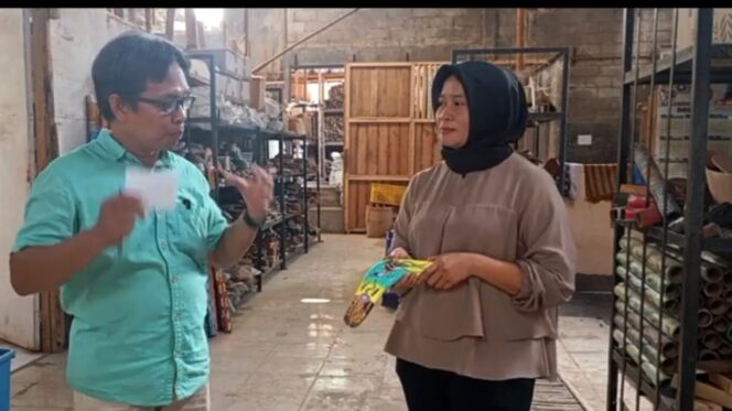 
					Kerajinan Bumerang dari Semarang Tembus Pasar Australia