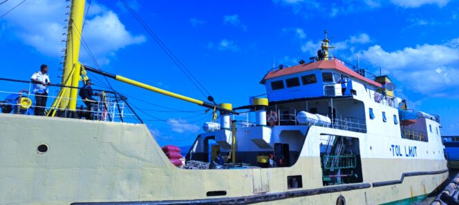 
					Nakhoda KM. Maloli Beri Dispensasi Tiket untuk Kontingen PMR Pasimarannu