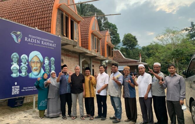 
					Belajar Berbakti, Pesantren Lansia Raden Rahmat Jadi Inspirasi