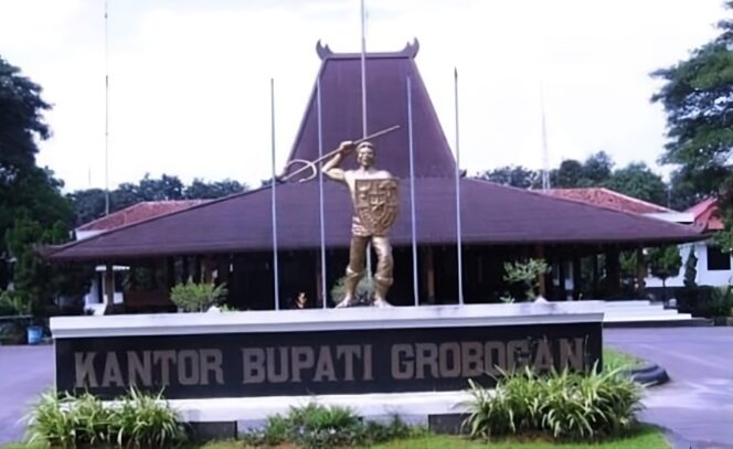 
					Dana Desa Grobogan Dipangkas Drastis, Pemkab Putar Otak