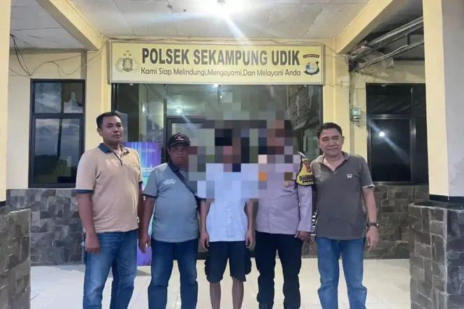 
					Polsek Sekampung Udik mengamankan pelaku pencurian laptop mahasiswa KKN Itera, Kamis (13/11/2025).