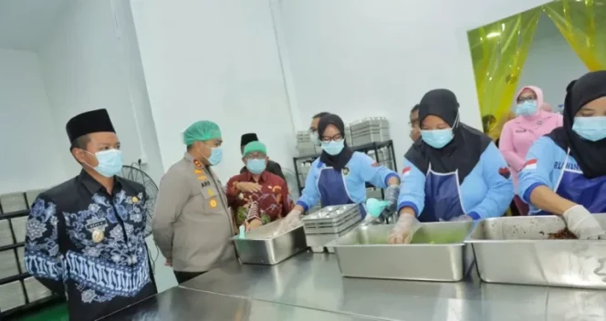 
					Polres Blitar Buka SPPG, Sukseskan Program Gizi Gratis