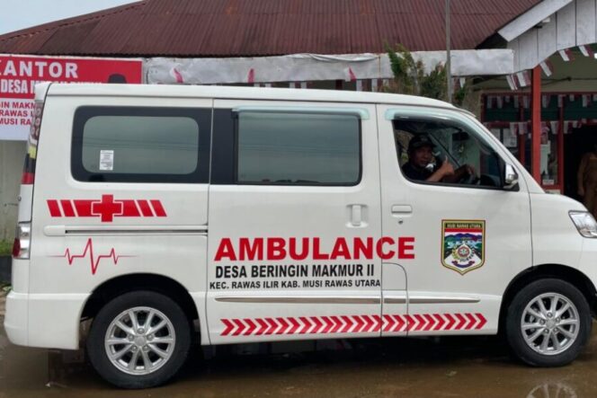 
					Layanan Kesehatan Desa Meningkat: Beringin Makmur II Miliki Ambulans Baru