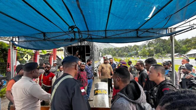 
					Pengamanan Ketat Kawal Pencairan Dana Desa Tolikara Berjalan Lancar