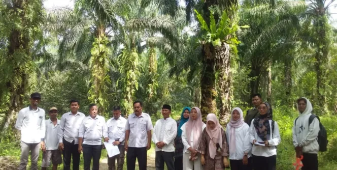
					Pemdes Tirta Mulya Gelar Survei Lapangan untuk RKPDes 2026. (Image courtesy: Siberbengkulu.co)