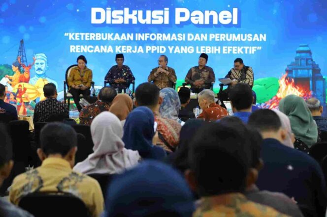 
					Sarasehan KIP Jatim, yang digelar di Ruang Angling Dharma Pemkab Bojonegoro pada Sabtu (29/11/2025)