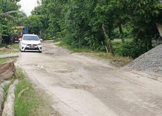 
					Warga Blora Keluhkan Jalan Desa Rusak Akibat Proyek Inpres