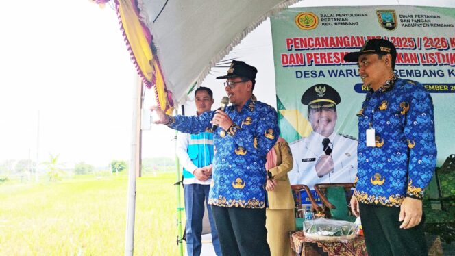 
					Petani Desa Waru Rasakan Efisiensi Tinggi Berkat Listrik untuk Pompa Air