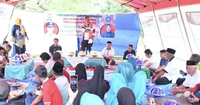 
					Suasana Tudang Sipulung dan Pesta Panen Desa Lamatti Riattang yang dihadiri Wakil Bupati Sinjai, Andi Mahyanto Mazda, Jumat (28/11/2025). (Foto: Humas Kominfo Sinjai)