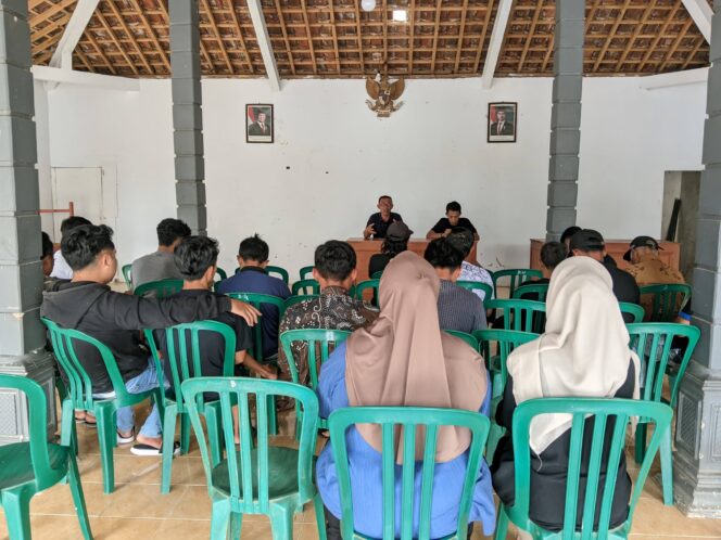 
					Warga Desa Gajah Tolak Pembangunan Koperasi di Lapangan