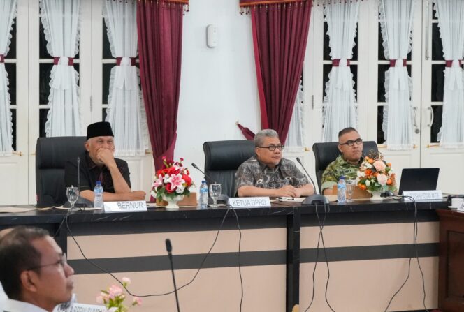 
					Bukan Sekadar Bangun Rumah, DPRD Sumbar Desak Pemulihan Ekonomi
