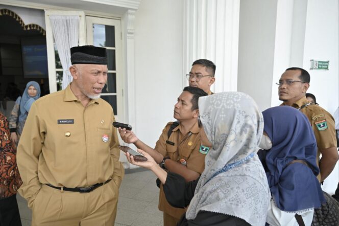 
					Tambang Ilegal Sumbar Jadi WPR: Solusi Ekonomi atau Penertiban?