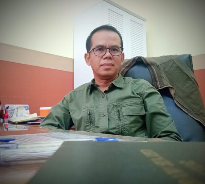 
					Kepala Dinas Pemberdayaan Masyarakat dan Desa (DPMD) Kabupaten Cirebon Iwan Ardiawan