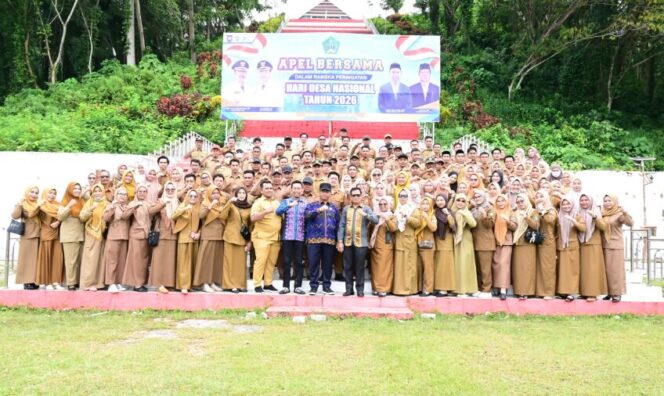 
					Upacara Hari Desa Nasional yang digelar di Lapangan Aspirasi Lasusua, Kamis (15/1/2026).