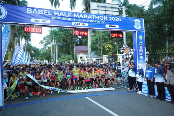 
					Wali Kota Pangkalpinang “Ngaspal” Bareng Warga di Babel Half Marathon