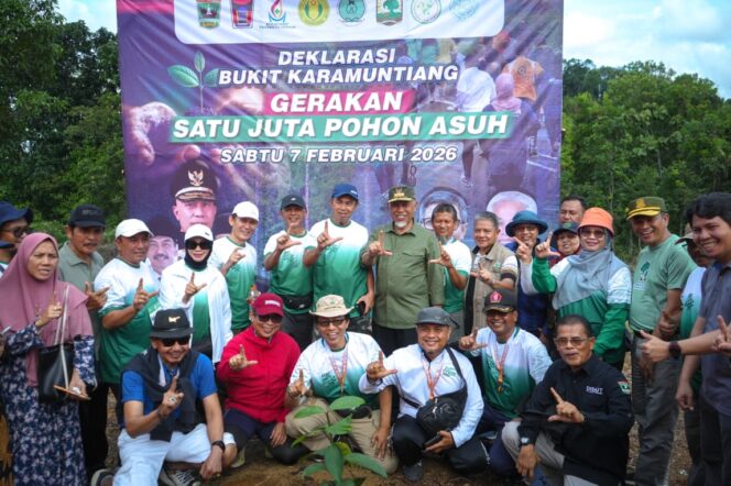 
					Bukan Sekadar Tanam, Unand Mulai Tren Pohon Asuh