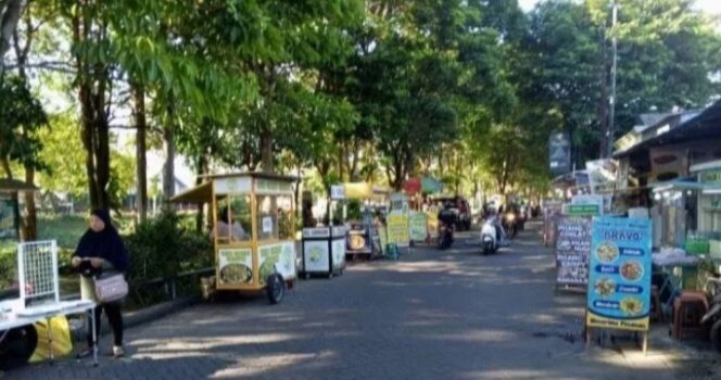 
					Pinka Kutoanyar: Paru-Paru Kota yang Terjepit Kepentingan Perut
