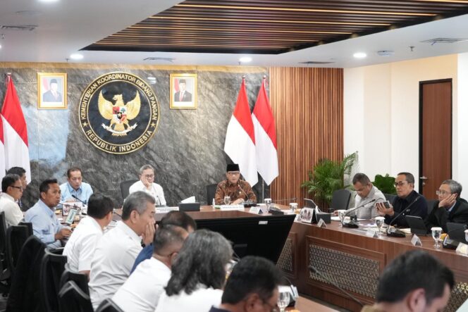 
					Koperasi Merah Putih: Jaringan Raksasa Ekonomi Desa Seluruh Indonesia