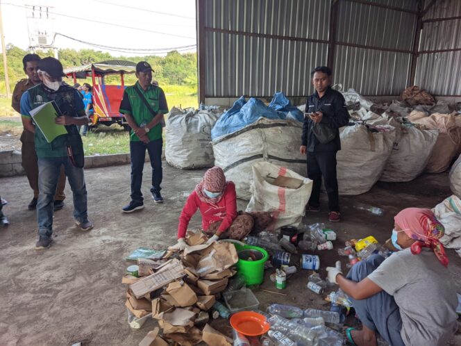 
					Kades Randupitu: Kelola Sampah Mulai Dari Hulu Sekarang Juga