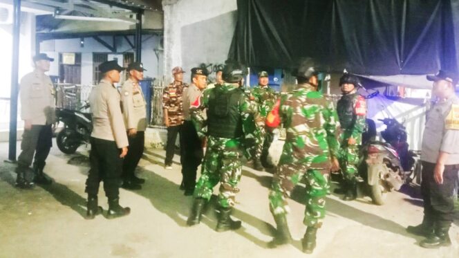 
					Pebayuran Dijaga Ketat, Duet TNI-Polri Gelar Patroli Blue