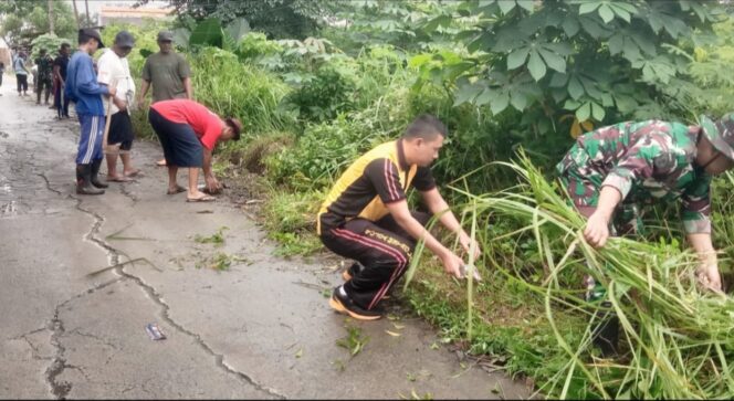 
					TNI-Polri “Serbu” Sampah di Bantar Jaya demi Lingkungan Sehat