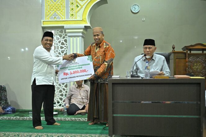 
					Mahyeldi Siapkan Pemimpin Masa Depan Sumbar dari Masjid Arruhama’